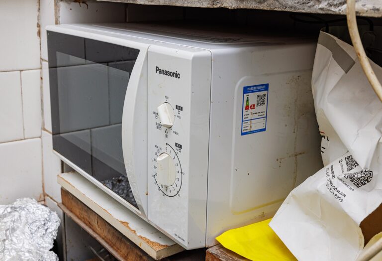 Panasonic MICROWAVE OVEN NN-GM333W