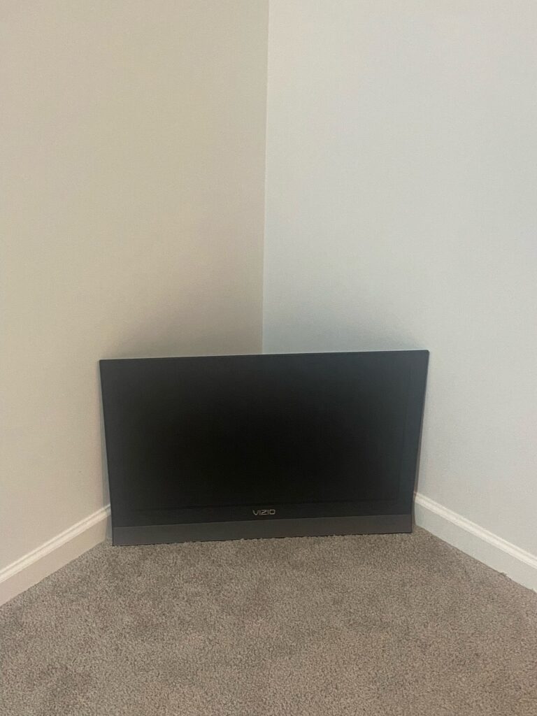 TV IN A CORNER