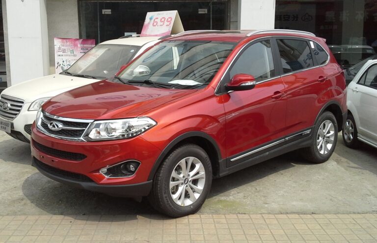 Chery Tiggo 5 photographed in Chengdu, Sichuan province, China.