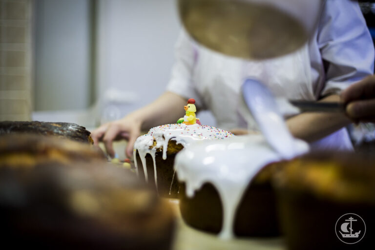 19 апреля 2014, Выпечка куличей / 19 April 2014, Baking Easter cakes